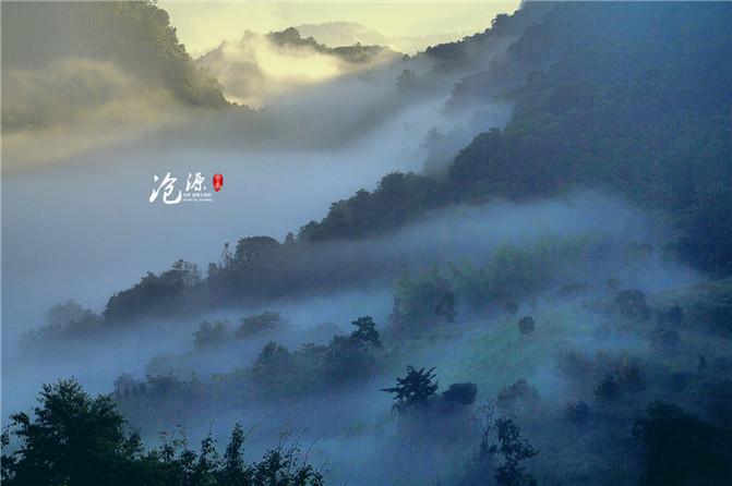 周鸿祎：我跟董宇辉之间隔着100个俞敏洪
